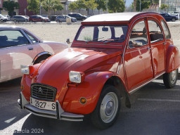 Concentración de coches 2CV 2024